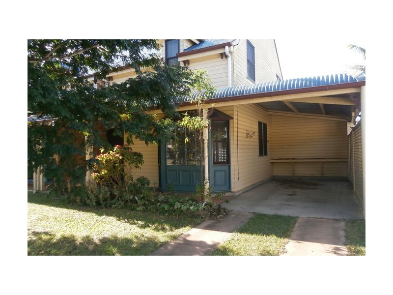 1/10 Desert Willow Way, Fitzgibbon QLD 4018