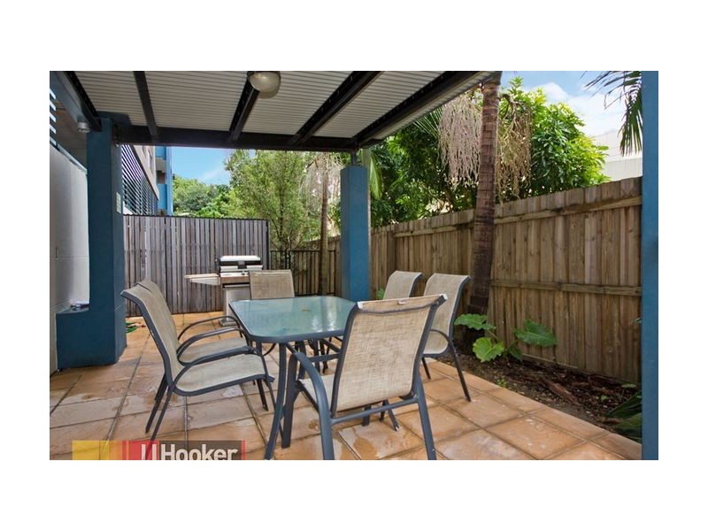 46 Playfield Street, Chermside QLD 4032