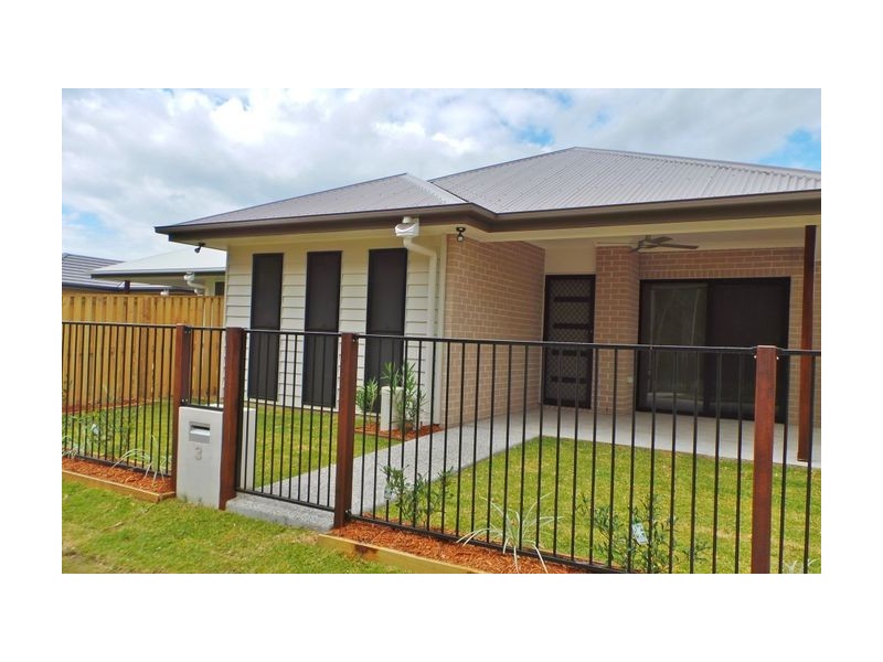 3 William Bray Parkway, Fitzgibbon QLD 4018