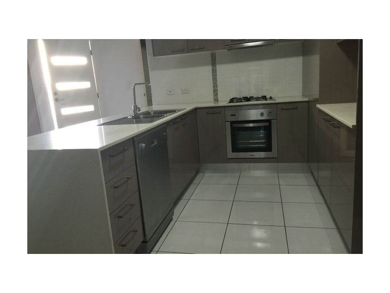 2/99 Wallace Street, Chermside QLD 4032