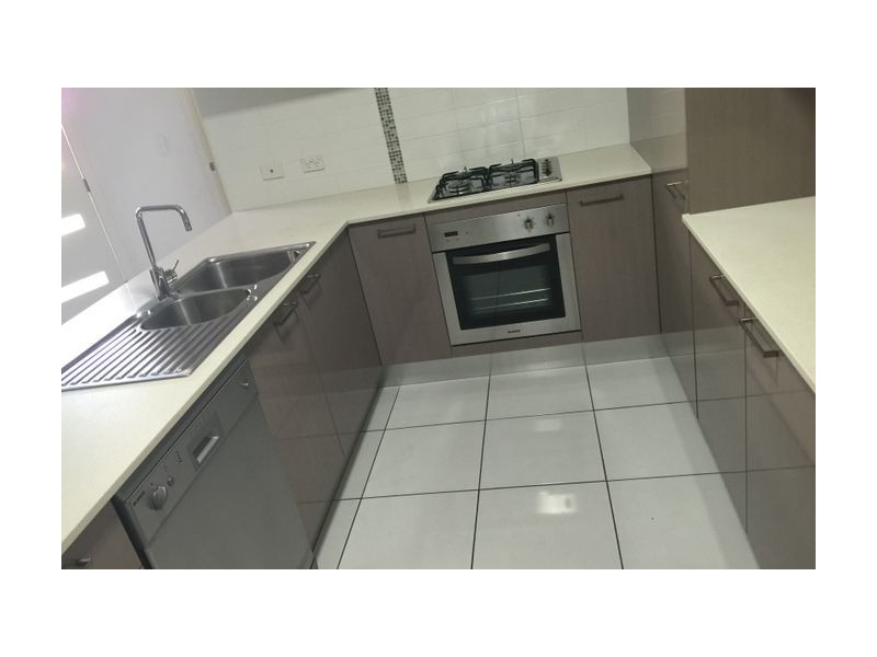 2/99 Wallace Street, Chermside QLD 4032