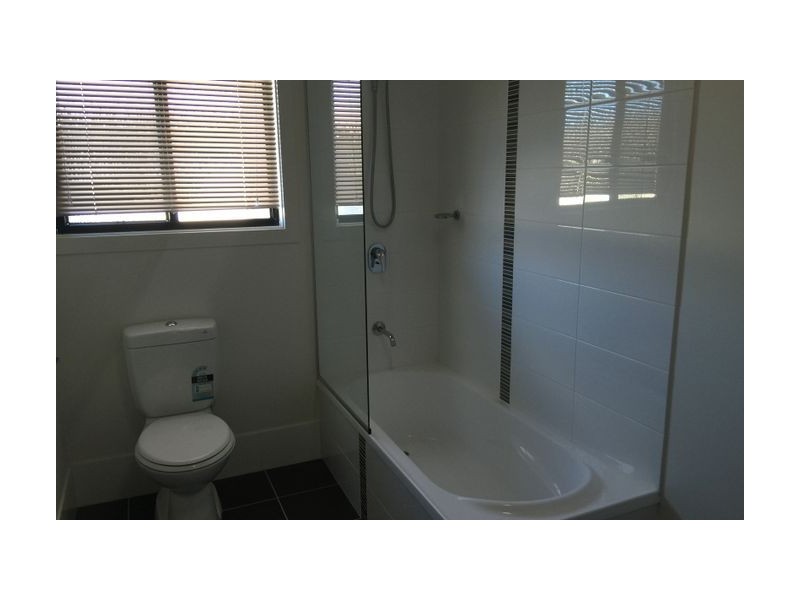 2/99 Wallace Street, Chermside QLD 4032