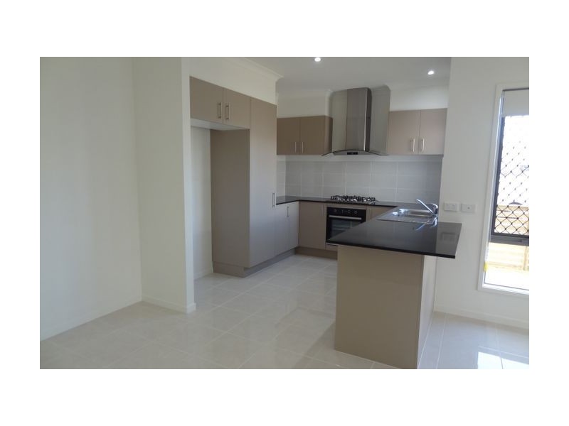 35 Warrumbungle Parade, Fitzgibbon QLD 4018