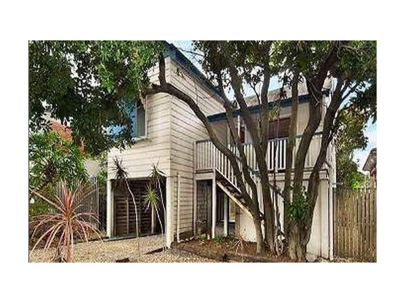 93 Nudgee Road, Hamilton QLD 4007