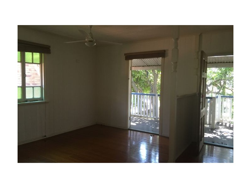 93 Nudgee Road, Hamilton QLD 4007