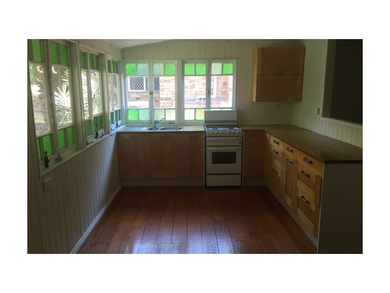 93 Nudgee Road, Hamilton QLD 4007