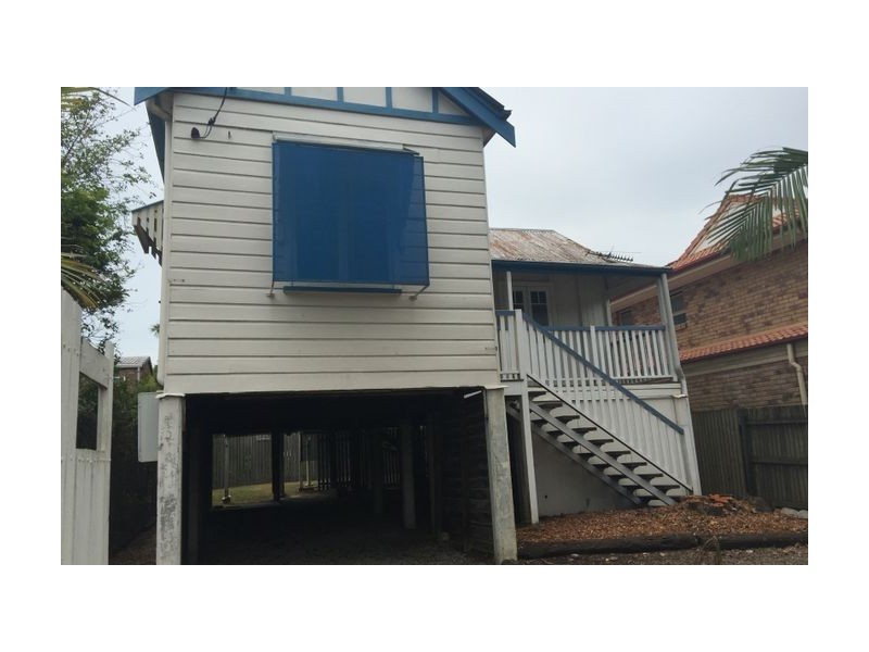 93 Nudgee Road, Hamilton QLD 4007