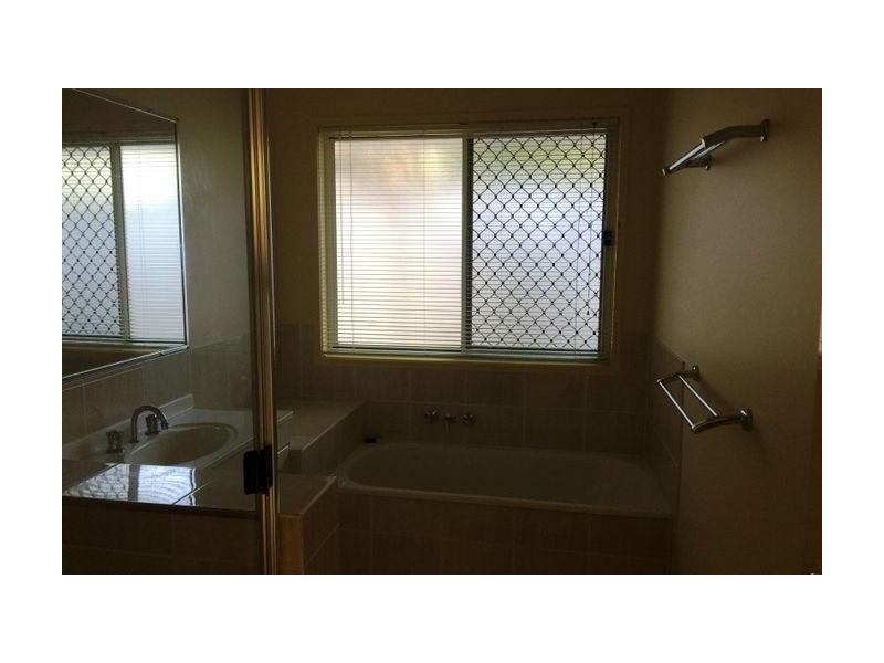 10 Durham Street, Taigum QLD 4018