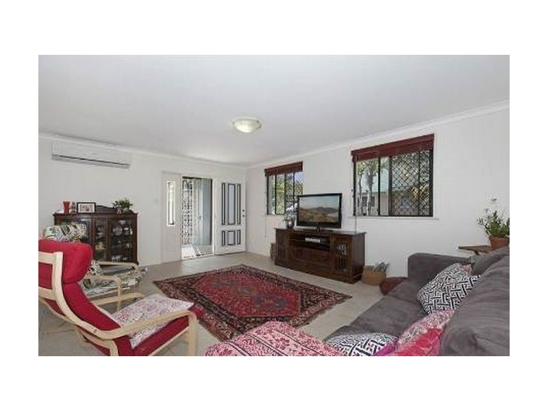 19 Kilburn Street, Chermside QLD 4032