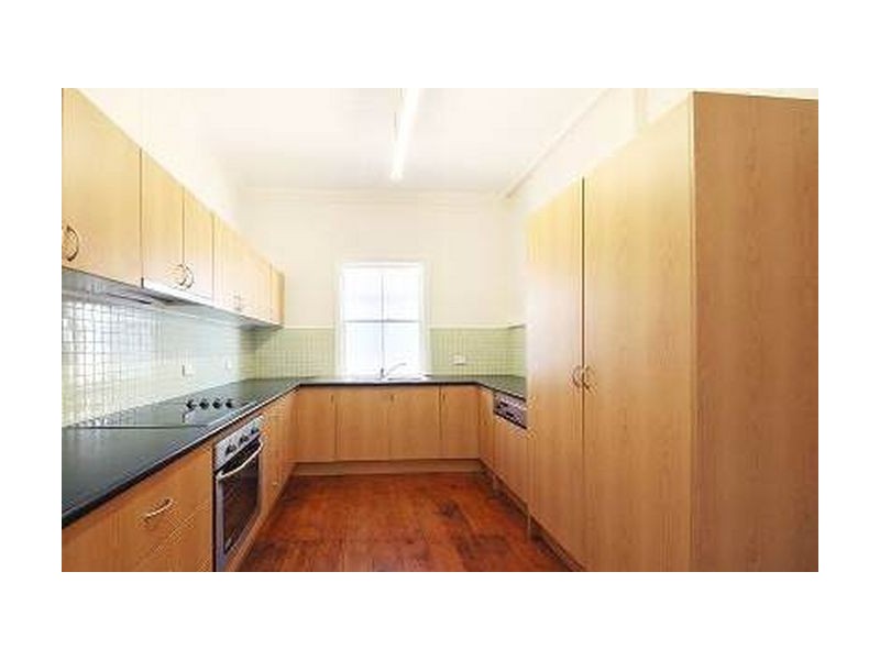 4 Cotton Street, Shorncliffe QLD 4017