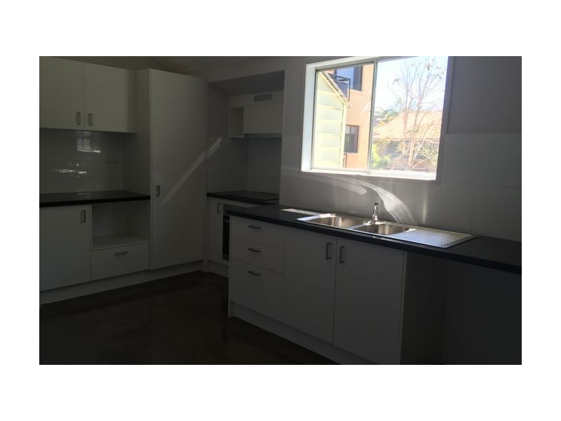 56 Winchester Street, Hamilton QLD 4007