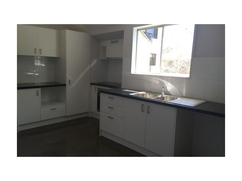 56 Winchester Street, Hamilton QLD 4007