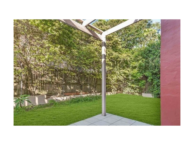 18 Fifth Avenue, Kedron QLD 4031