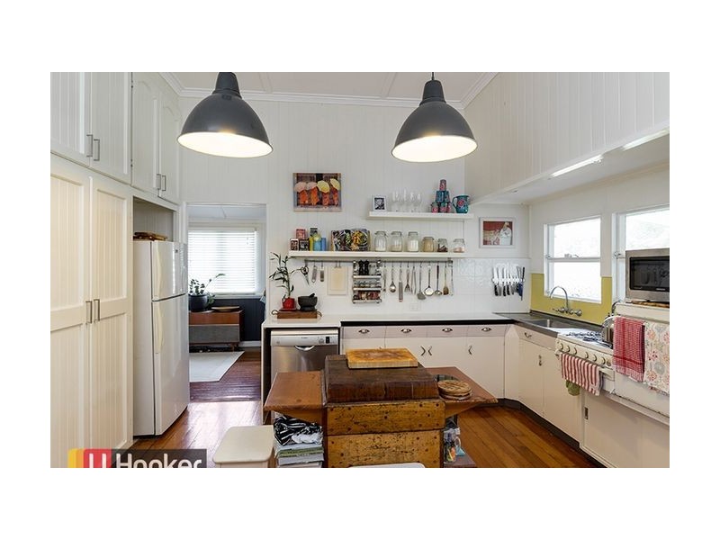 42 Strathmore Street, Kedron QLD 4031