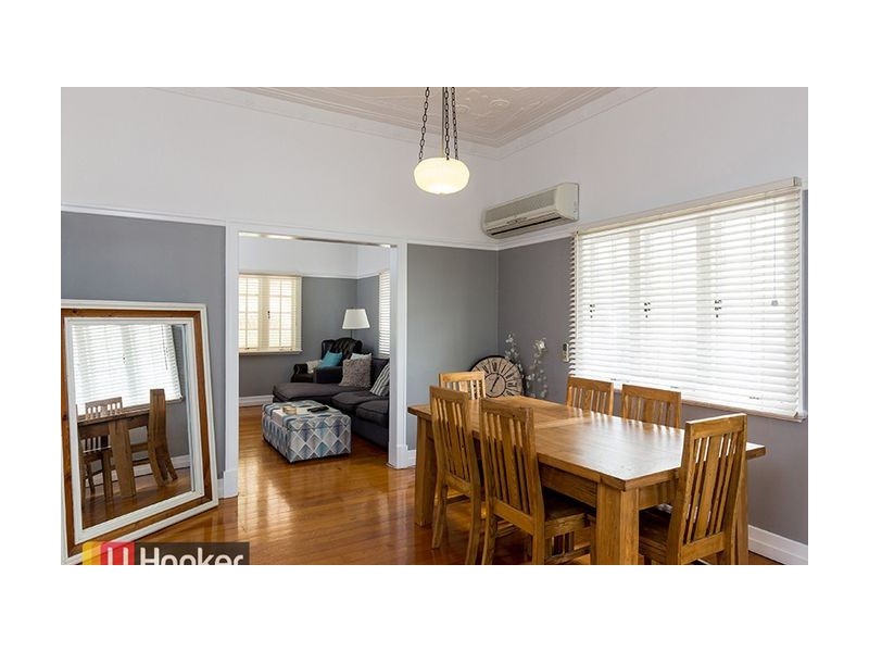 42 Strathmore Street, Kedron QLD 4031