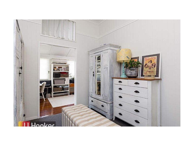 42 Strathmore Street, Kedron QLD 4031