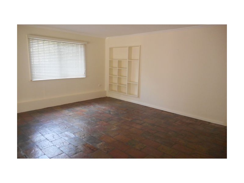 27 Eromba Crescent, Ferny Hills QLD 4055