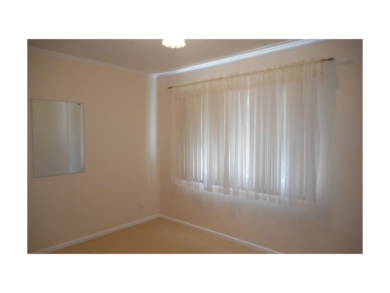 27 Eromba Crescent, Ferny Hills QLD 4055