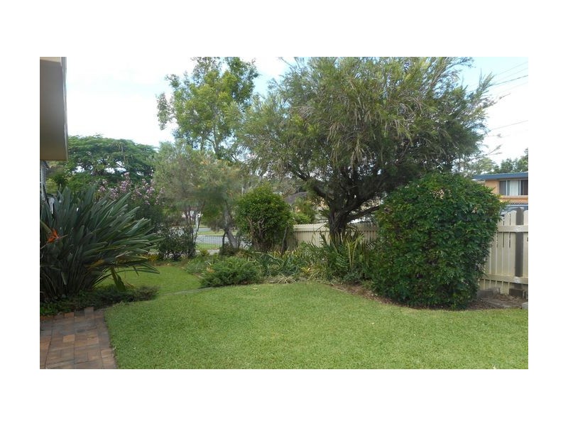 27 Eromba Crescent, Ferny Hills QLD 4055