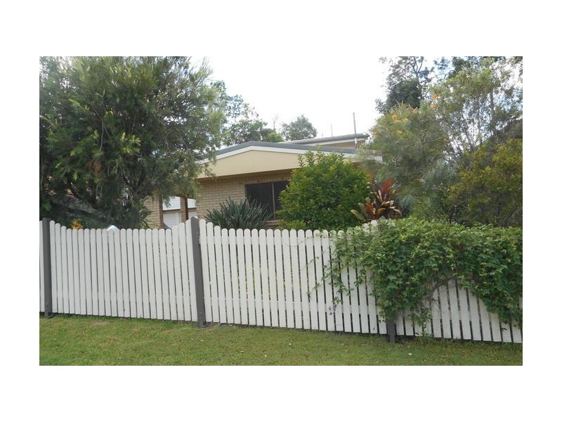 27 Eromba Crescent, Ferny Hills QLD 4055