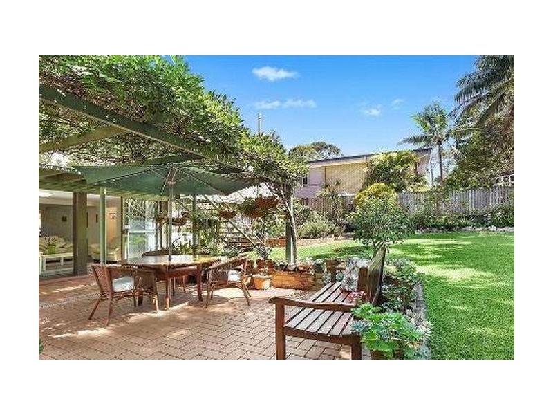 27 Eromba Crescent, Ferny Hills QLD 4055