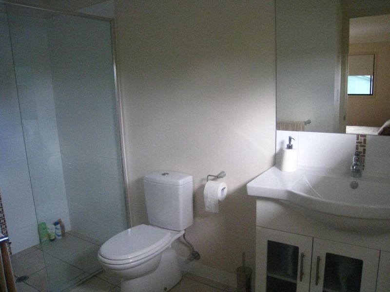 2/9 Curwen Terrace, Chermside QLD 4032