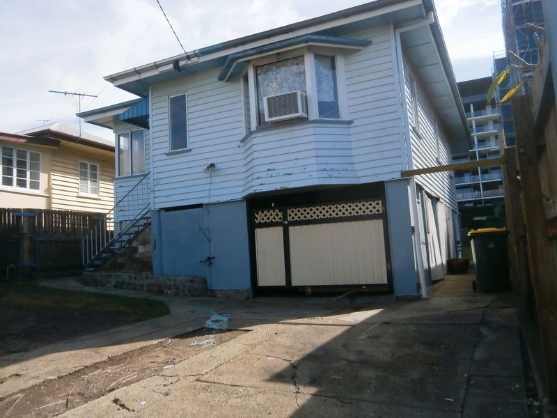 55 Sparkes Street, Chermside QLD 4032