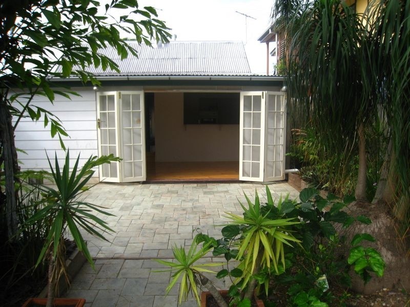 12 Castle Street, Kedron QLD 4031