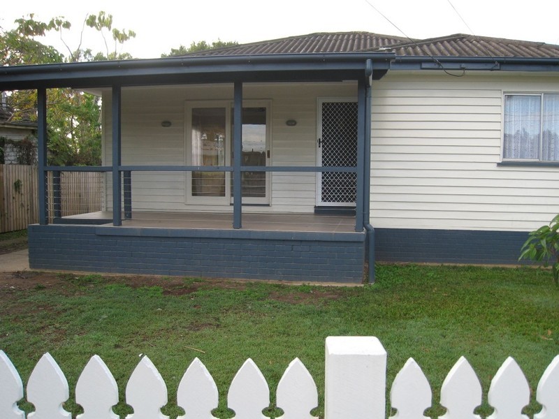 82 Blackwood Road, Deagon QLD 4017