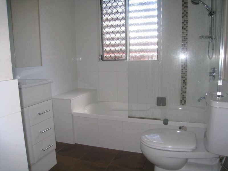 82 Blackwood Road, Deagon QLD 4017