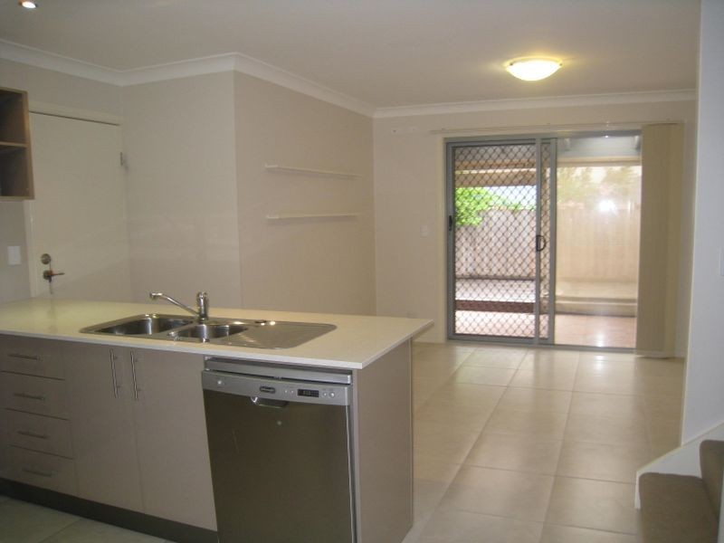 2/15 Cowan Street, Chermside QLD 4032