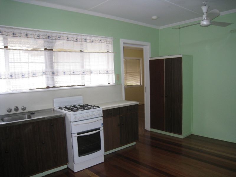 12 Alleena Street, Chermside QLD 4032