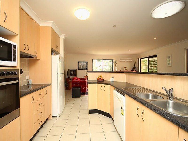 18 Jessica Crescent, Nudgee QLD 4014
