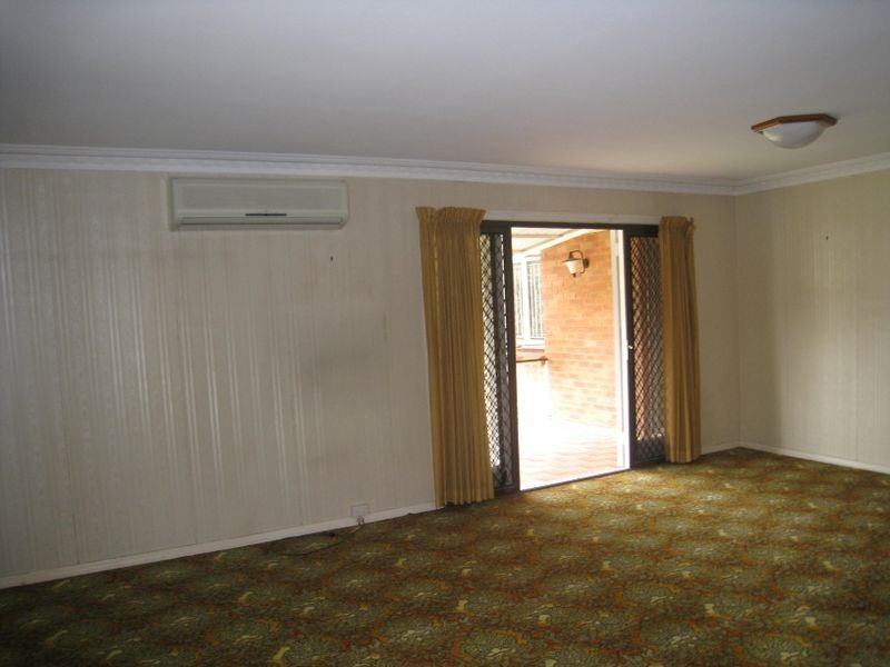 8 Lupton Street, Chermside West QLD 4032