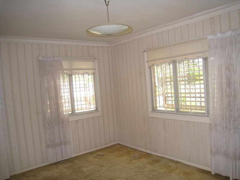 8 Lupton Street, Chermside West QLD 4032