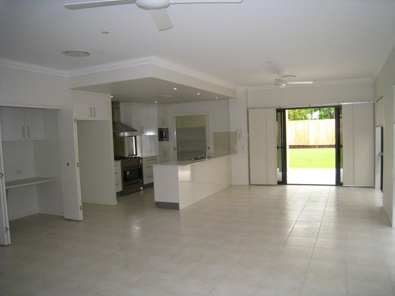 123 White Street, Wavell Heights QLD 4012