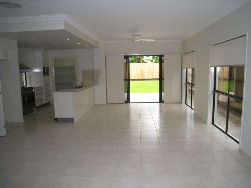 123 White Street, Wavell Heights QLD 4012