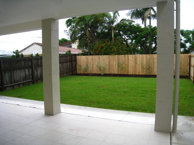 123 White Street, Wavell Heights QLD 4012