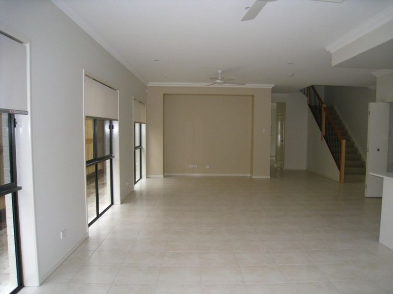 123 White Street, Wavell Heights QLD 4012