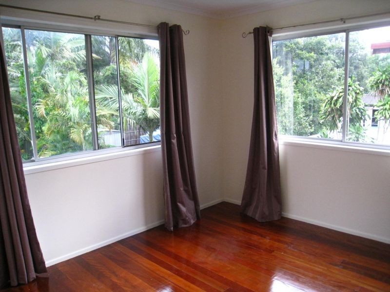 17 Station Ave, Northgate QLD 4013