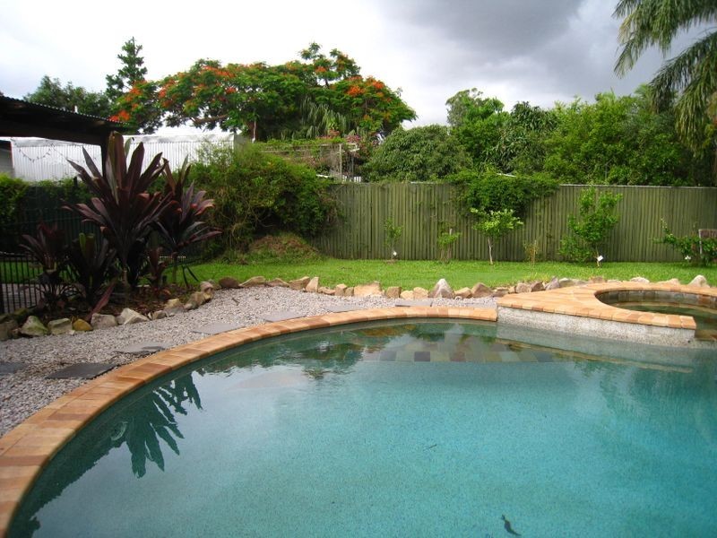 17 Station Ave, Northgate QLD 4013