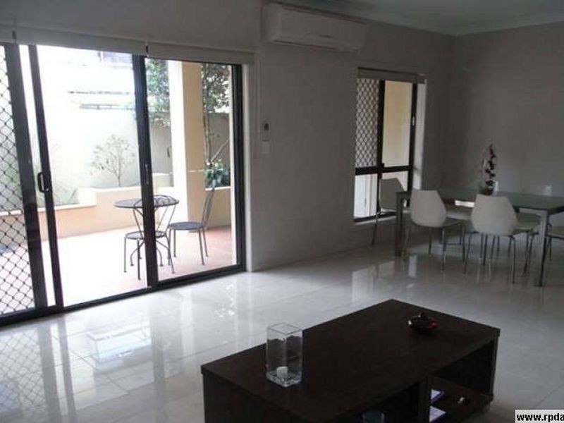 7 Gordon Street, Gordon Park QLD 4031