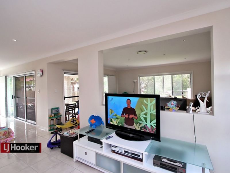 27 Nevitt Street, Stafford QLD 4053