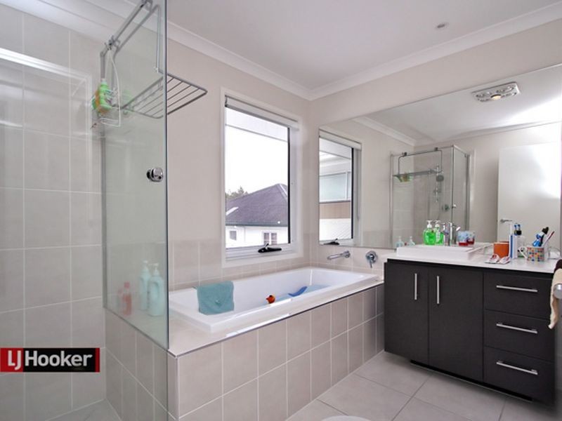 27 Nevitt Street, Stafford QLD 4053