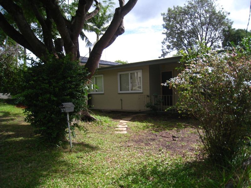 37 Blenheim Street, Chermside West QLD 4032