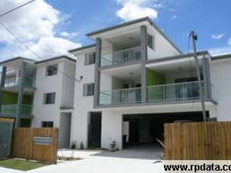 8/8 Kingsmill Street, Chermside QLD 4032