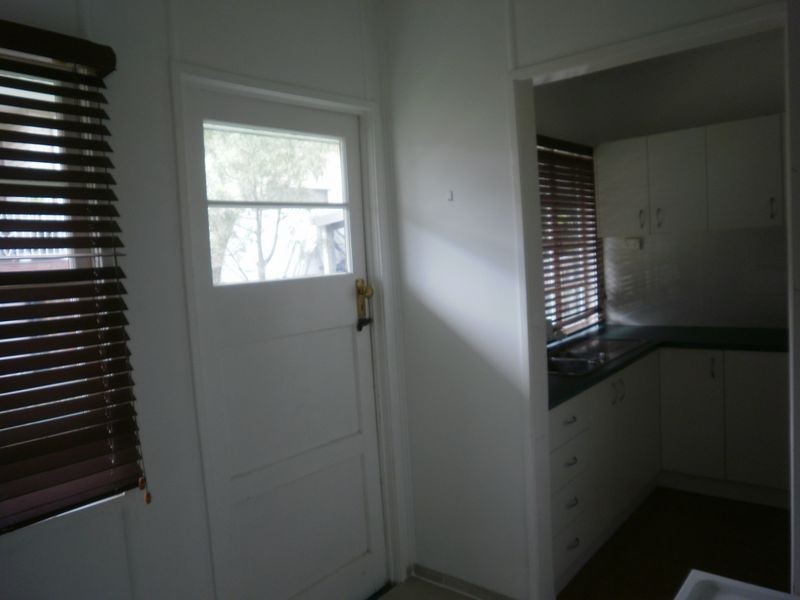 216 Hamilton Road, Wavell Heights QLD 4012