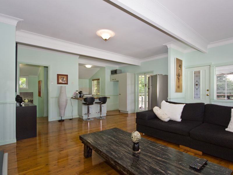 94 Bayview Terrace, Wavell Heights QLD 4012