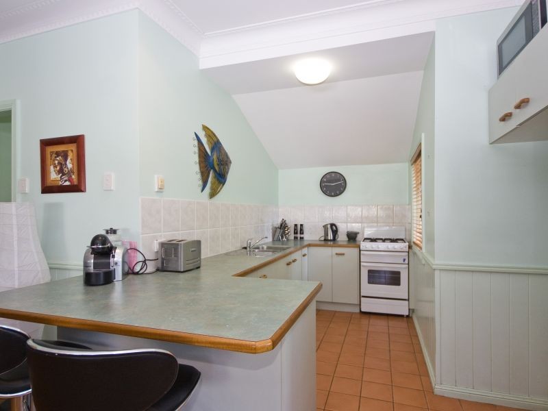 94 Bayview Terrace, Wavell Heights QLD 4012