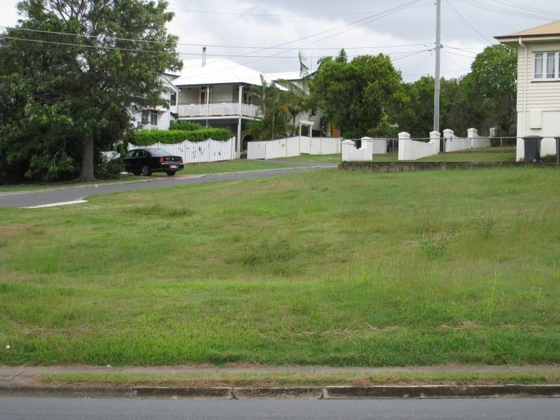 91 Southerden Street, Sandgate QLD 4017